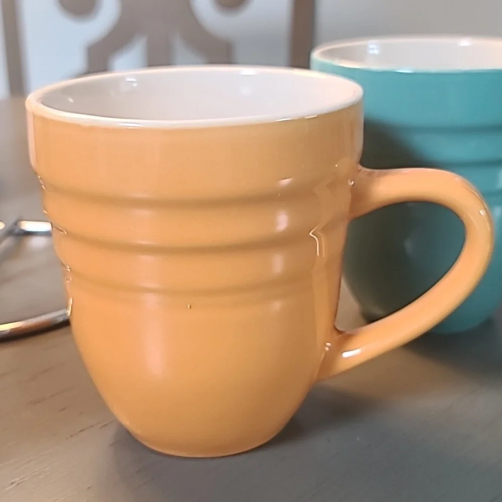 Philippe Richard Hand Painted Colorful Ceramic Mug Set with Chrome Stand